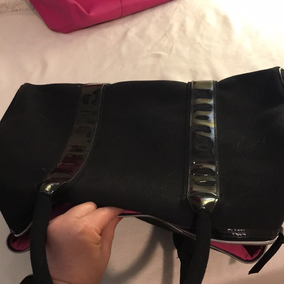 2 Victoria Secret totes - Picture 4 of 8